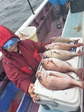 10月26日 マダイ好調!