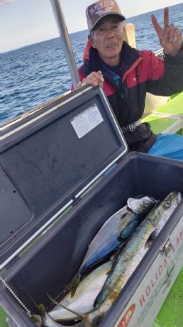 12月1日 イナダ五目船で