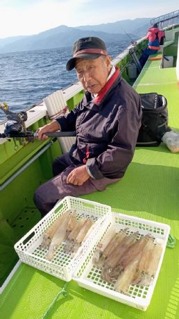 12月1日 ヤリイカ船で