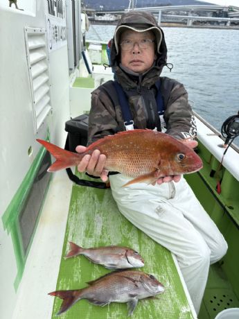 �Q���Q�W���@�}�_�C�D��