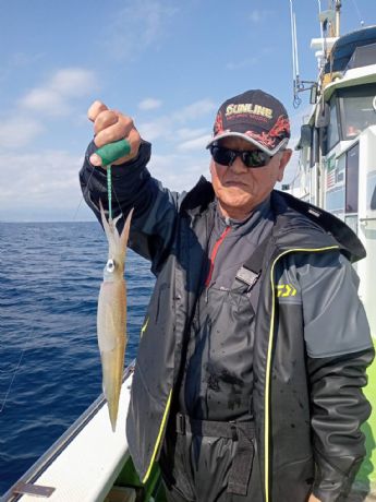 2月28日 ヤリイカ船で