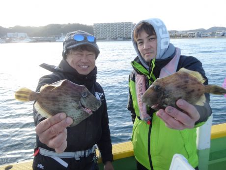 12/16☆菅原さん15枚と今日初カワハギで11枚デビューヽ(^o^)