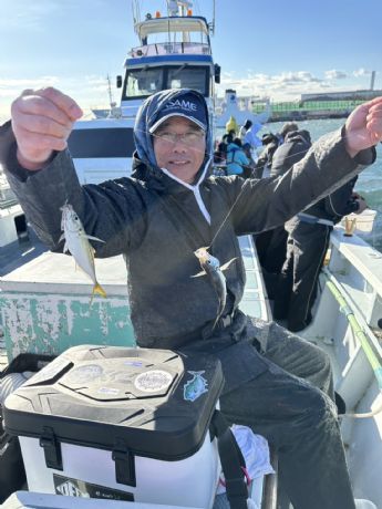 12日 アジ船にて★