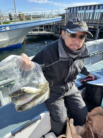 12日 ライトアジ船にて★