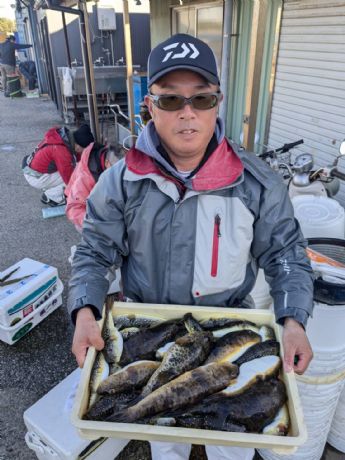 15日 フグ船にて★