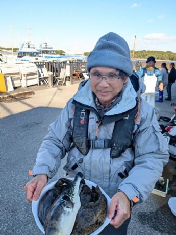 16日 フグ船にて★