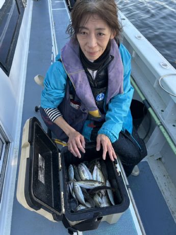 22日 ライトアジ船にて★