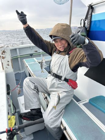 2日 ライトアジ船にて★