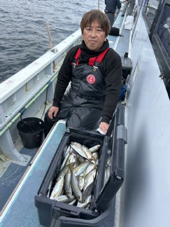 2日 ライトアジ船にて★