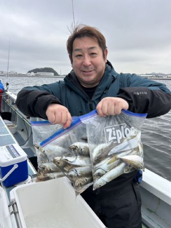 2日 ライトアジ船にて★