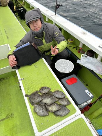 13日 カワハギ&アオリイカ船にて★