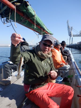 2025・12・7・近場のはぜ乗合にて