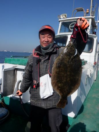 �Q�O�Q�U�E�P�E�P�V�E�ߏ�̃J���C�捇����D�ɂāE�S�Vcm�o���I