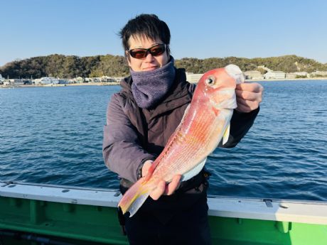 1/18 岩本さん、ナイスサイズの大型44cmアマダイゲット♪